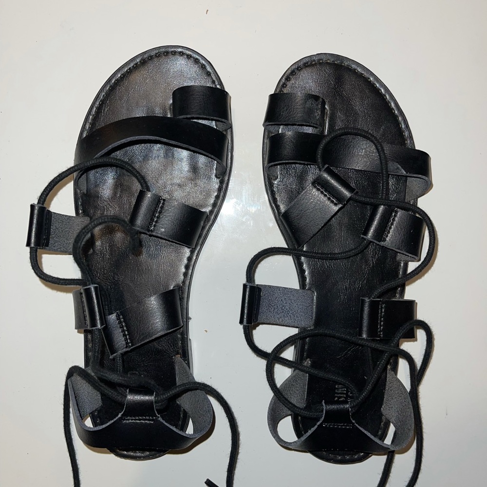 Mossimo gladiator sandals